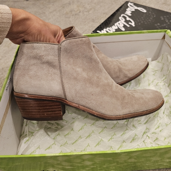 Sam Edelman Shoes - Sam Edelman Taupe Suede Block Heel Ankle Booties, Sz 7